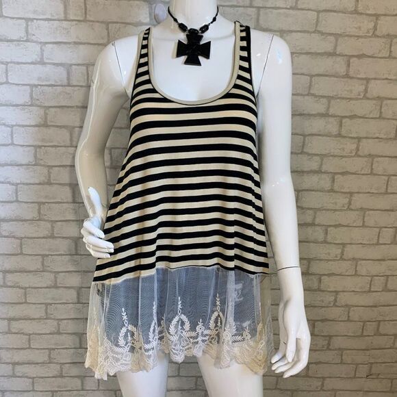 Umgee cream/black striped lace extender - S - Picture 5 of 10